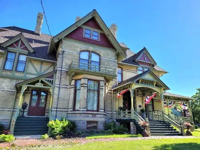 Hearthstone Historic House Museum green bay wisconsin