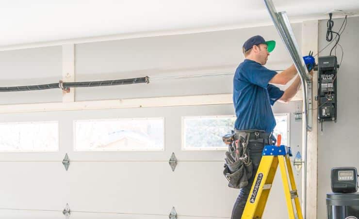 garage door service by WI Garage Door LLC