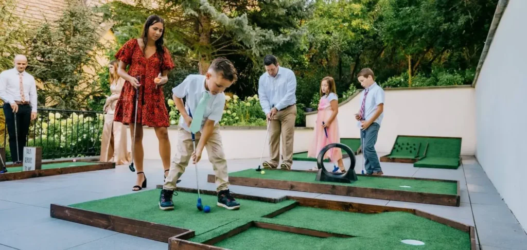 Par-Tee Mini Golf in Suamico, WI