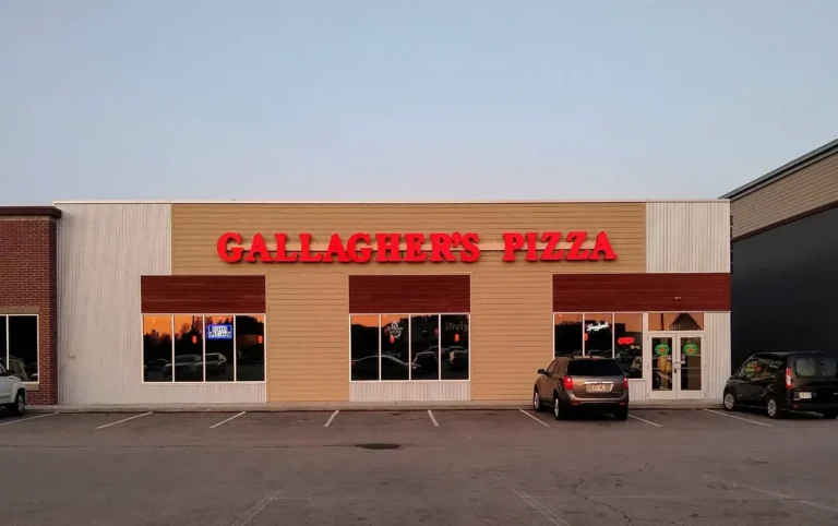 Suamico, WI